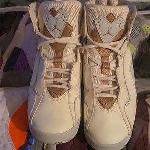 Jordan True Flight